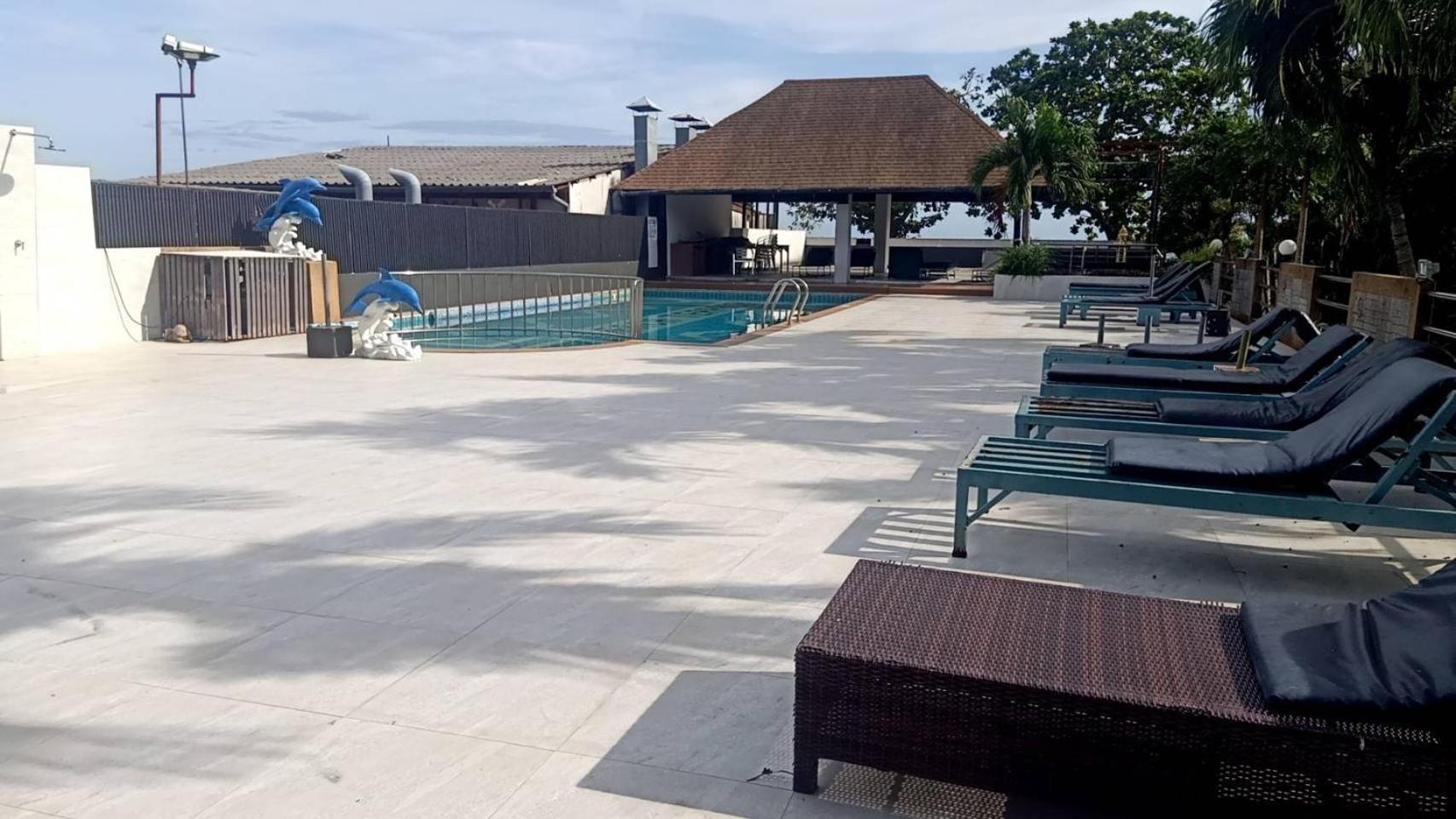 Days Inn By Wyndham Aonang Krabi Ao Nang Exterior photo