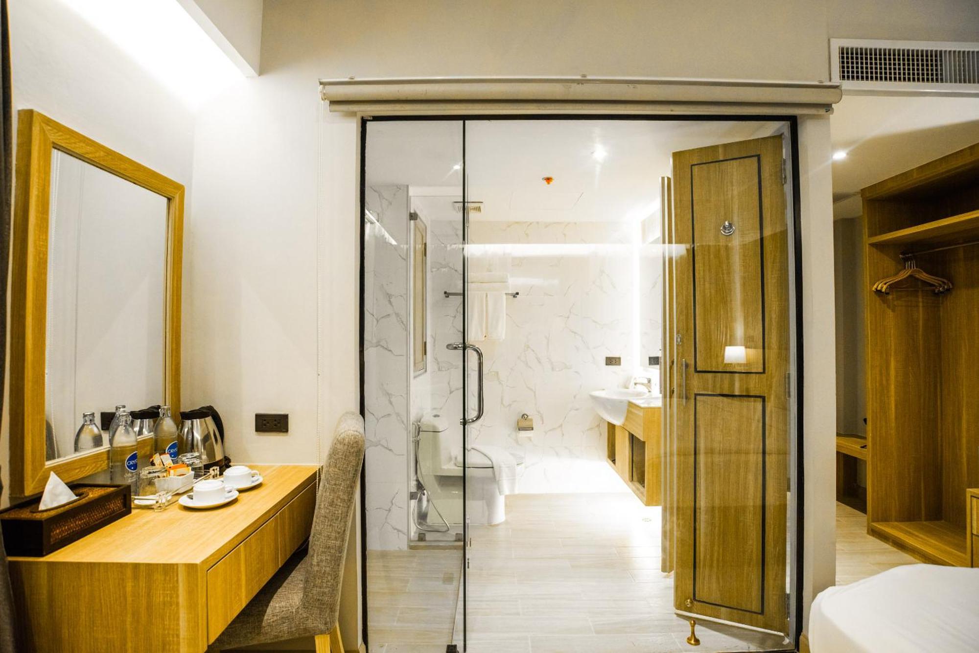 Days Inn By Wyndham Aonang Krabi Ao Nang Exterior photo